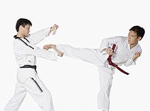 女子防身术班实战演练